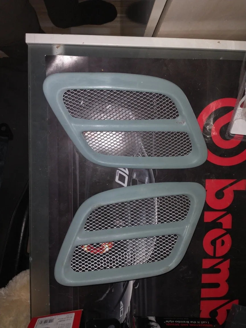 Vents 22B Subaru 2000